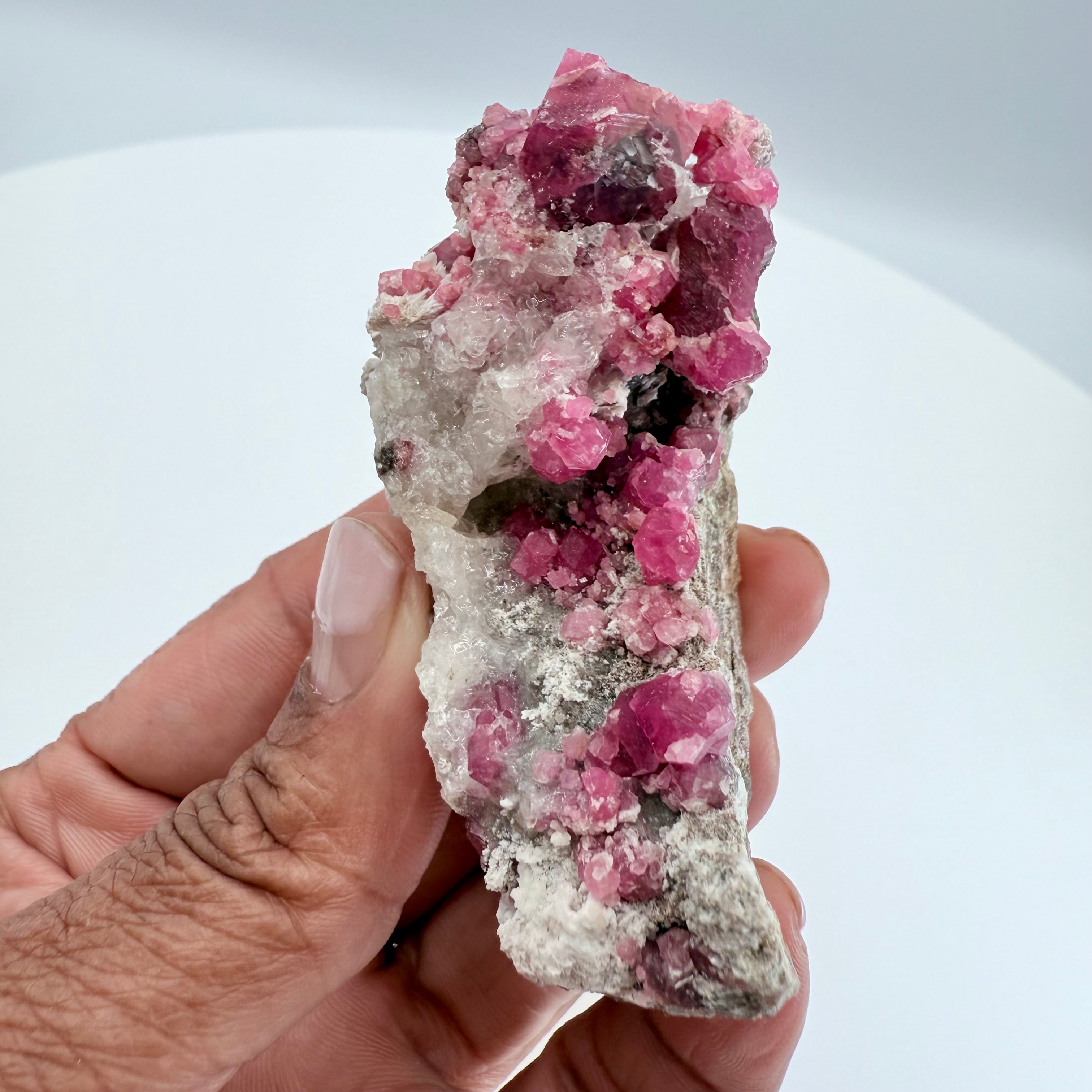 Raspberry Grossular Garnet 6cmx3cm