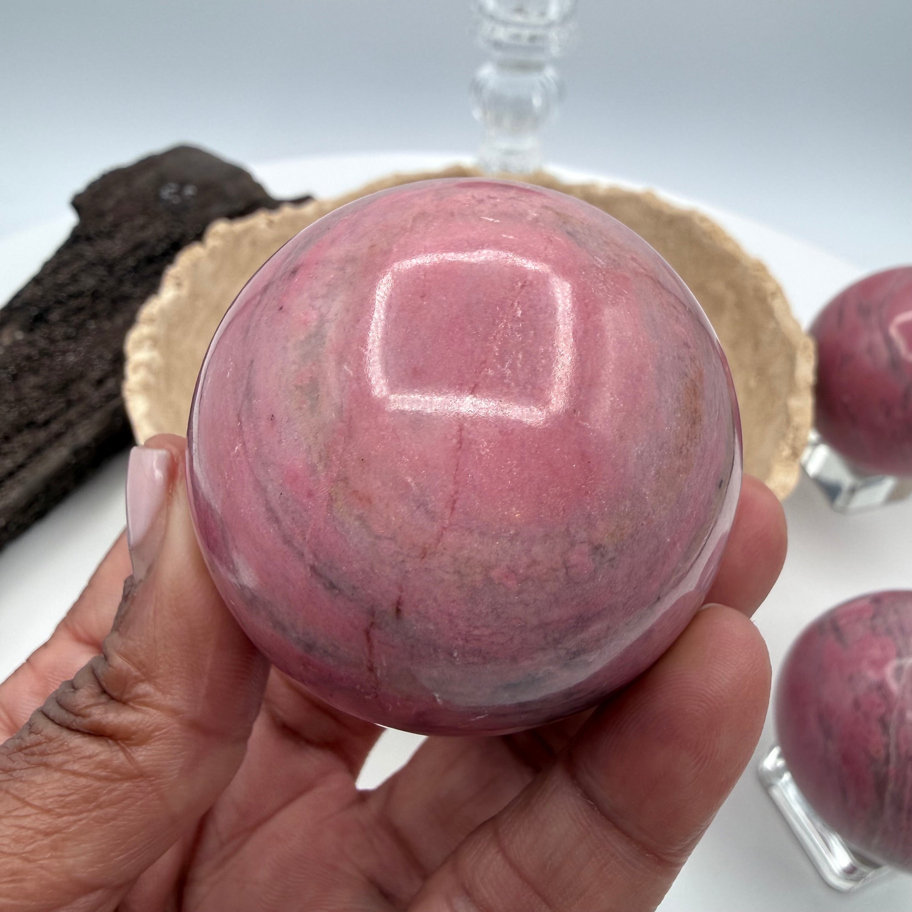 Peruvian Bubblegum Pink Rhodonite 230g | 51mm