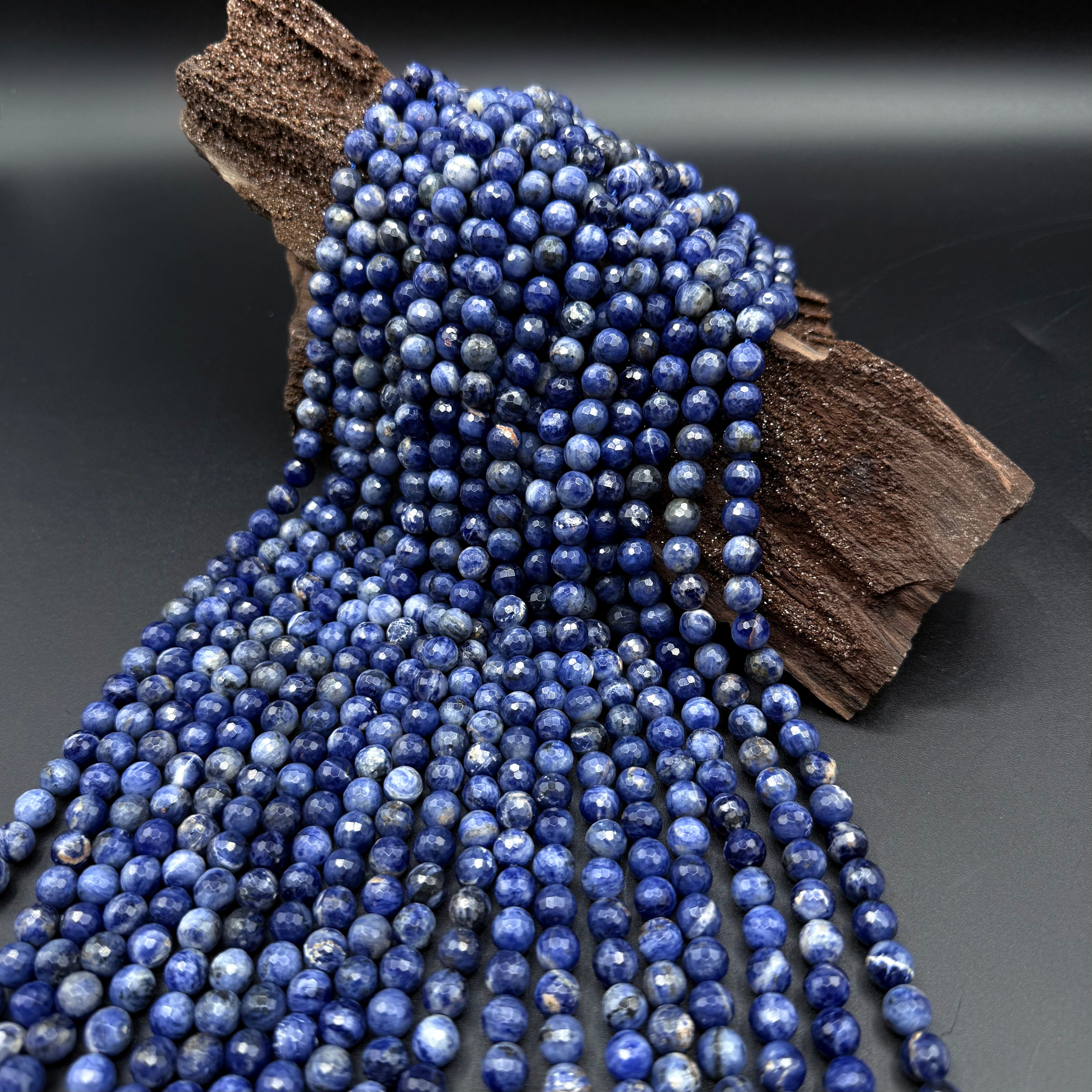 Sodalite Faceted 8mm