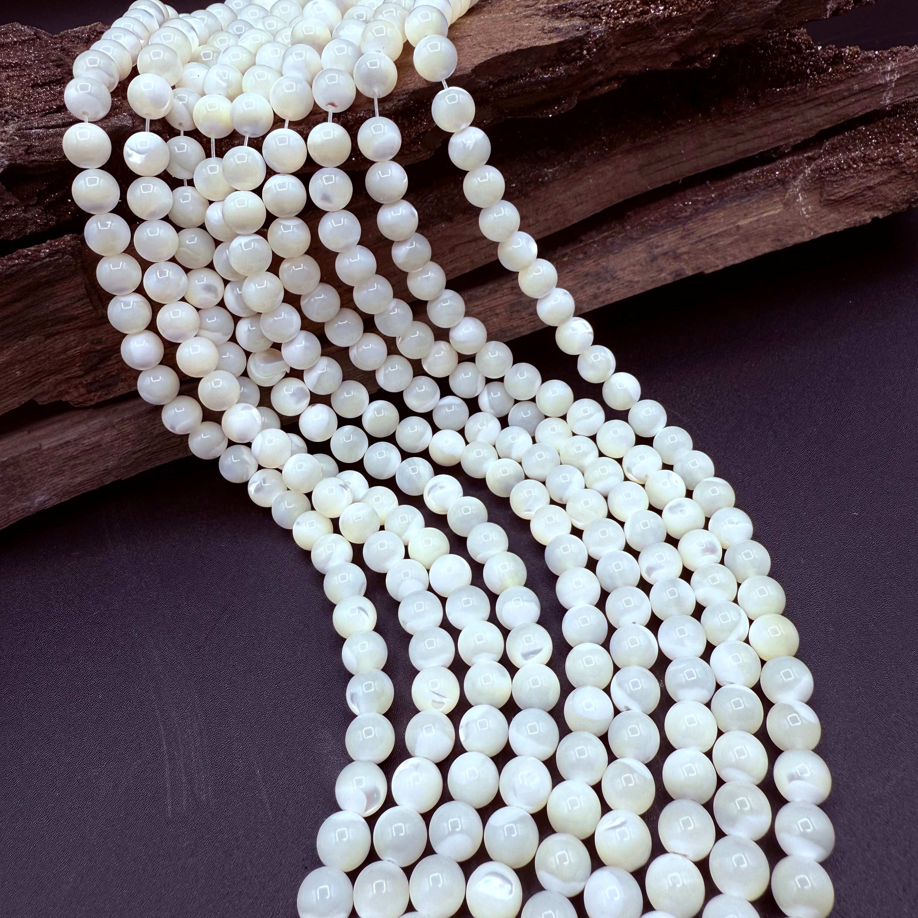 White Shell Round 8mm