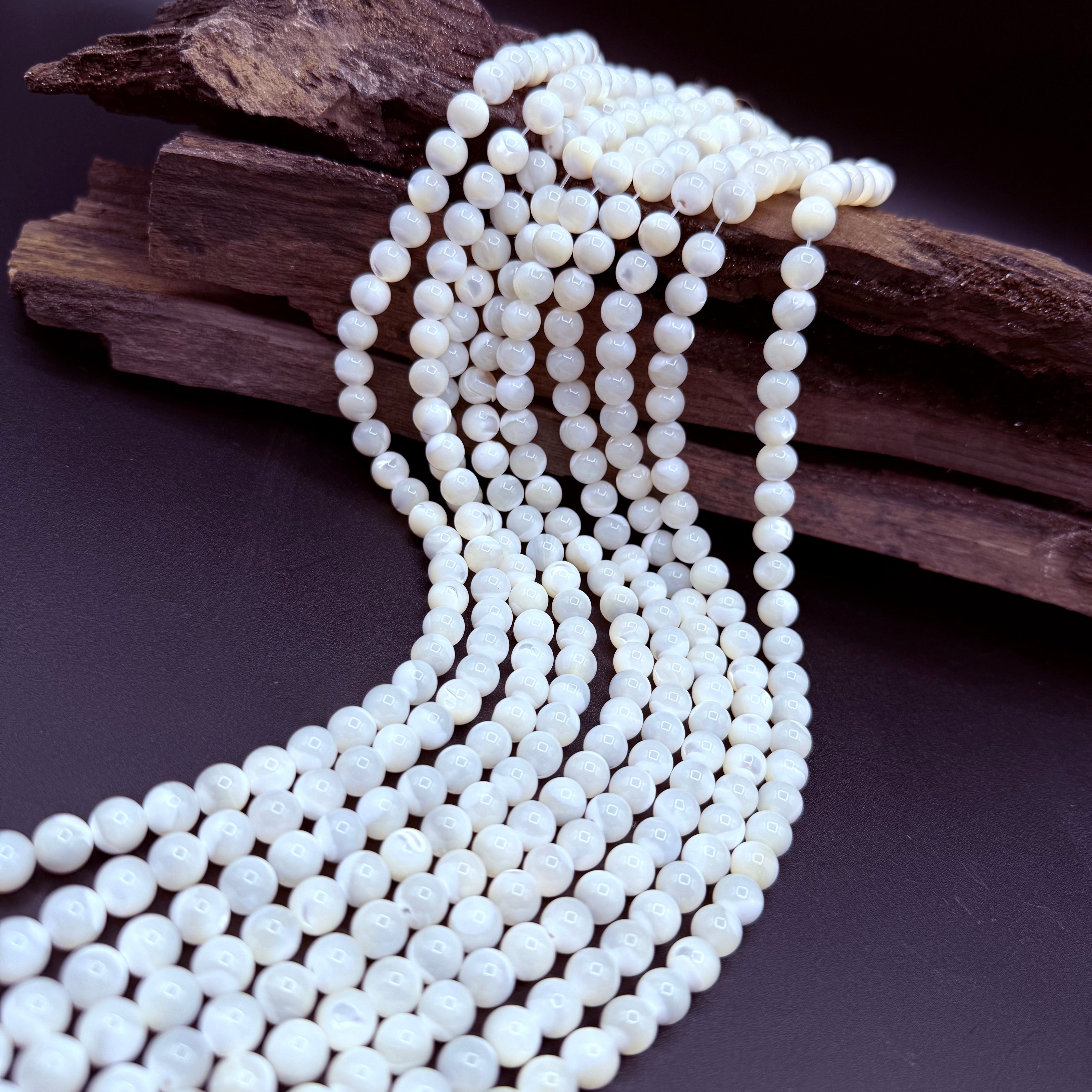 White Shell Round 8mm