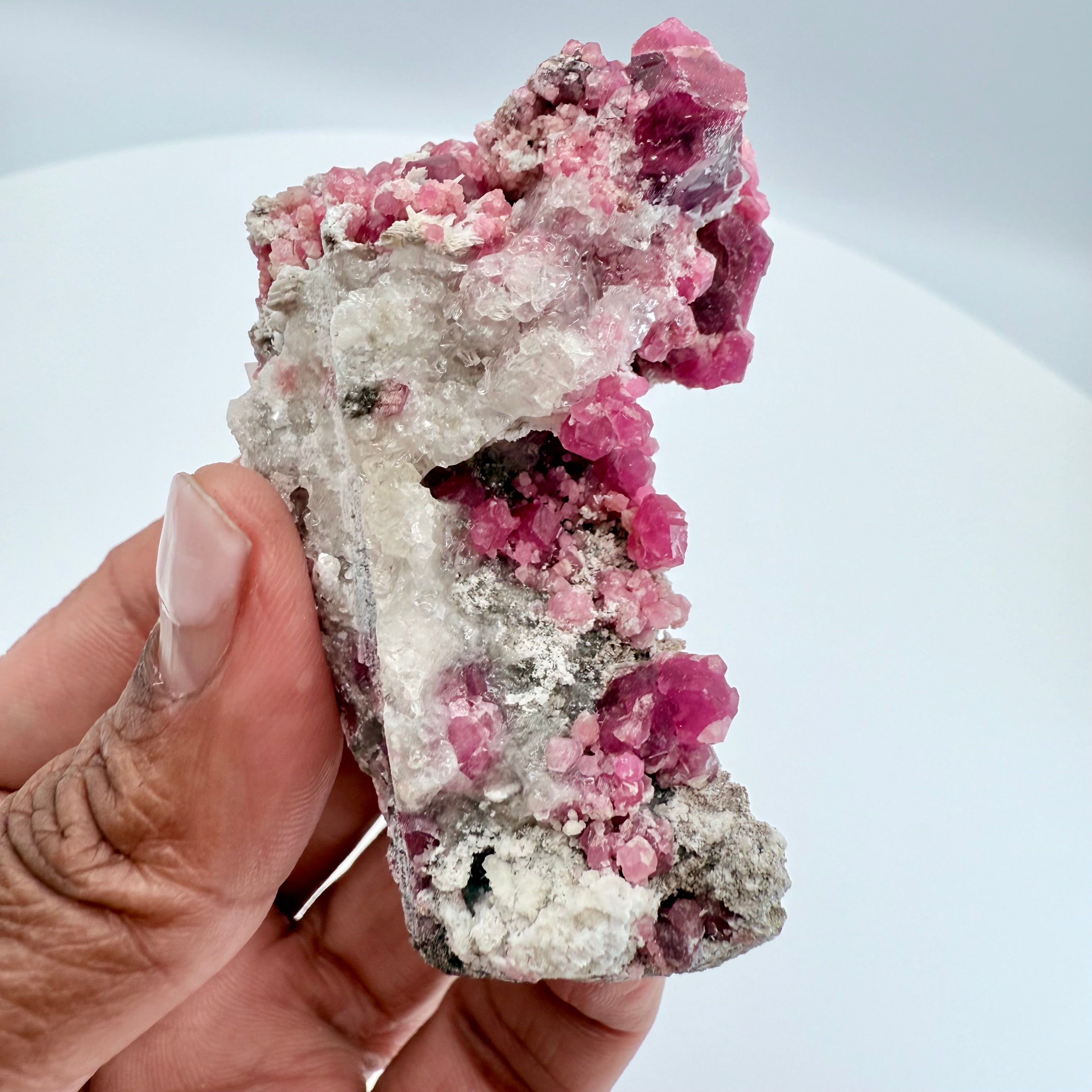 Raspberry Grossular Garnet 6cmx3cm