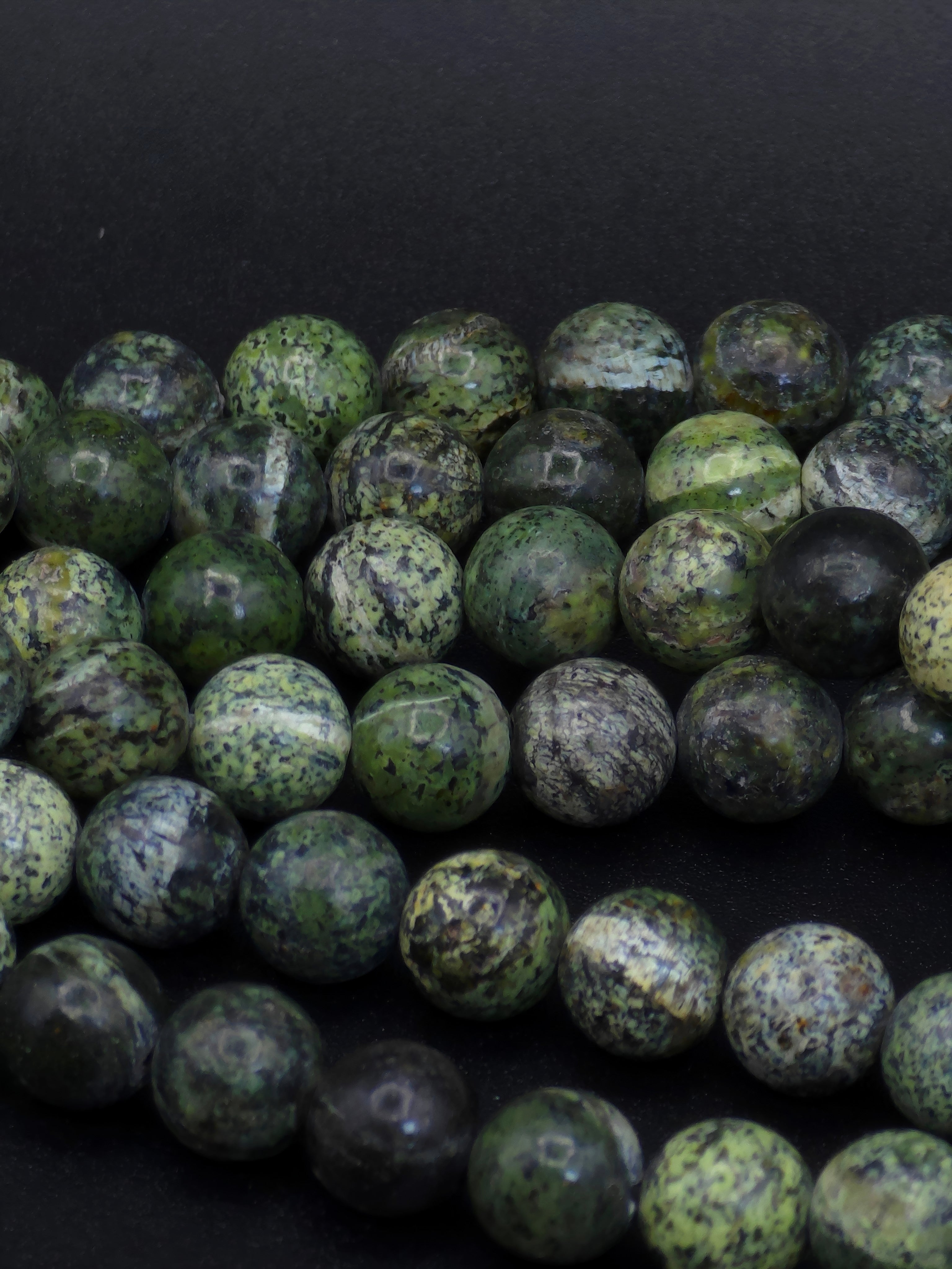 Green Zebra Agate 8mm